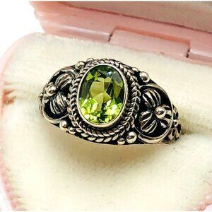 Suarti BA Bali Indonesian Green Peridot Sterling Silver Ring Size 6
